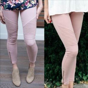 🌺 BLUSH STRETCHY BIKER PANTS